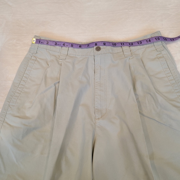 Dockers mens shorts - Picture 3 of 6